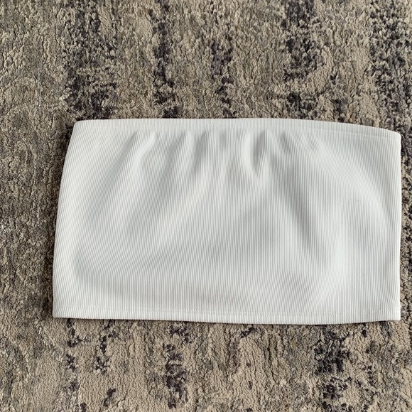 5 Festival/Crop Tops Size SMALL - Picture 6 of 11